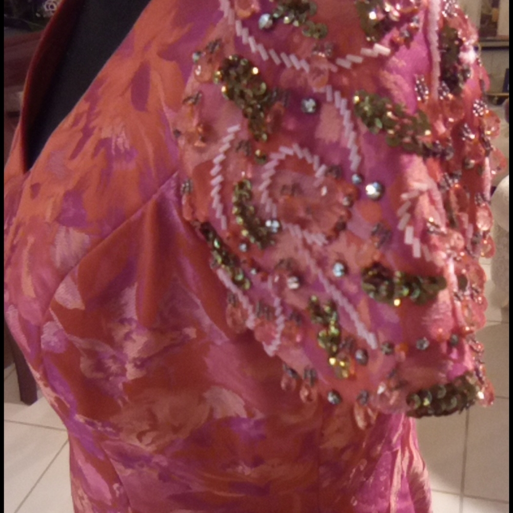 Gorgeous floral dress